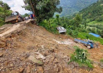 जोतोडले उत्तरी नाका प्रवेश गर्न खोज्दा