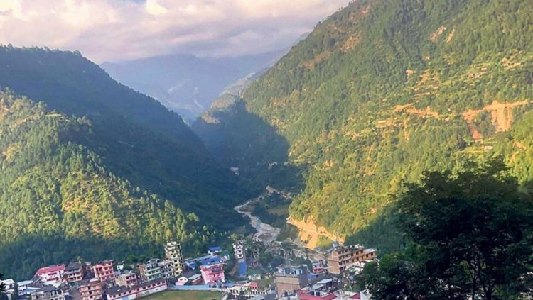 आफ्नै लयमा फर्कंदो रोल्पाको न्यानो स्पर्श