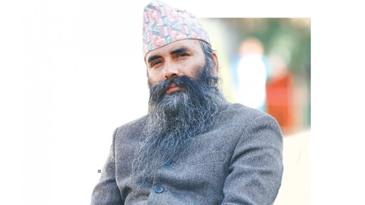 हास्यव्यङ्ग्यमा दुईटा धार एकैचोटि समातेर लेख्नुपर्छ : अर्जुन पराजुली