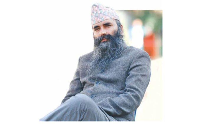 कवि अर्जुन पराजुलीको आठ वटा ब्यङ्गय कविताहरूलाई भिडियोमा तयार पारेका छौँ । जुन क्रमशः प्रस्तुत गर्दै जाने छौँ ।