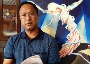 कवि रमेश श्रेष्ठको कविता आरोहणमा