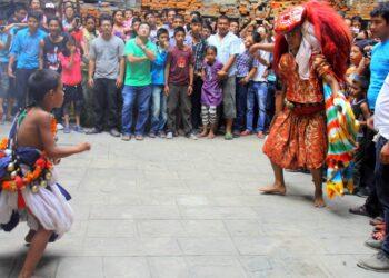 इन्द्रजात्रामा नाचिने नाचहरू
