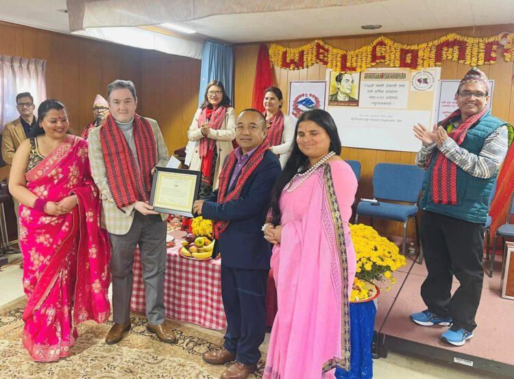 साहित्यकार पन्तलाई पुरस्कार