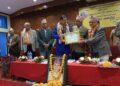 धु्रवहरि अधिकारी र गोविन्द गिरी प्रेरणा सम्मानित