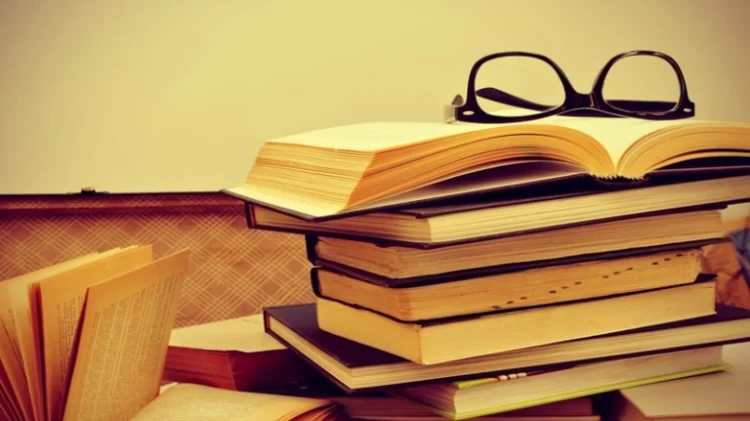 खुला बजार प्रणालीमा पिसिएका : साहित्यिक सृजनाहरू