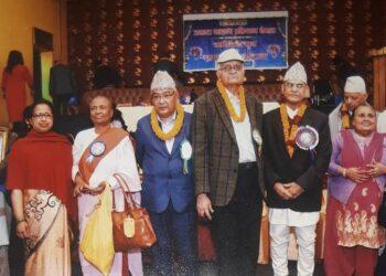 गर्दै जाँदाका कुराहरू (१)