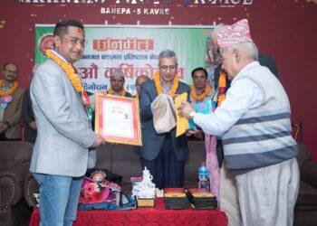 साहित्य सेवी एवं पत्रकार सुरेश कसजू जनमत–जनक प्रधान सेवा सम्मान