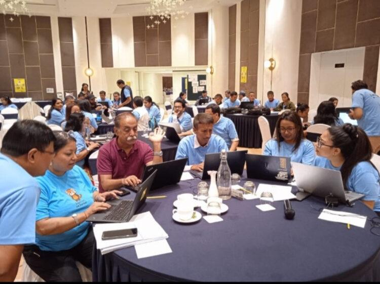 ६० बालकथा चार भाषामा अनुवाद