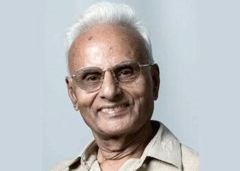 रेखा – पवन स्रष्टा सम्मान कालीप्रसाद रिजाललाई