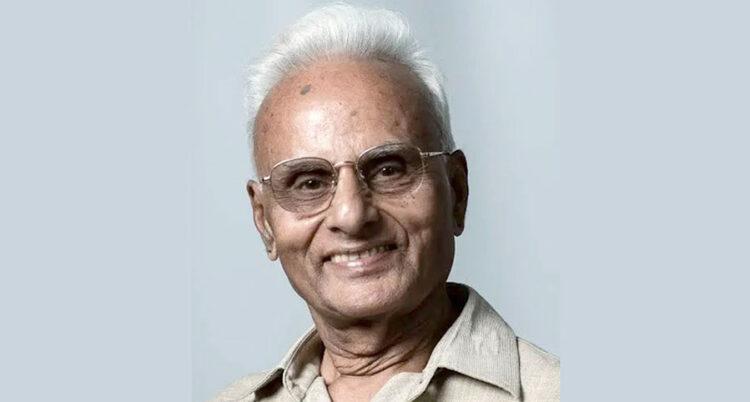 रेखा – पवन स्रष्टा सम्मान कालीप्रसाद रिजाललाई